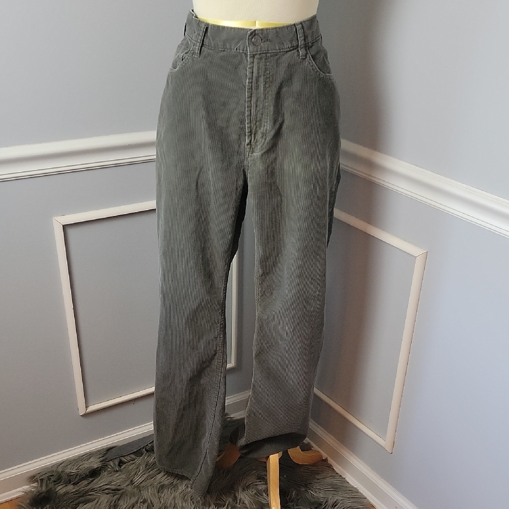 GAP Relaxed Boot Fit Green Gray Casual‎ Corduroy 5 Pocket Preppy Pants 36x32